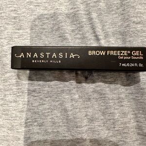 Anastasia Beverly Hills Brow Freeze Gel — Black Packaging